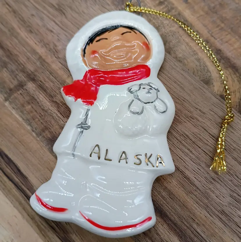 Vintage Alan Johnson Pottery Alaskan Snowbabies " Puppy Love" Ornament Signed.