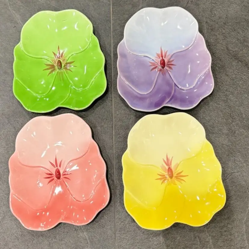 Rare Set Of 4 Vintage Pansy Patch Dessert Or Trinket Dishes By Shafford - 1979