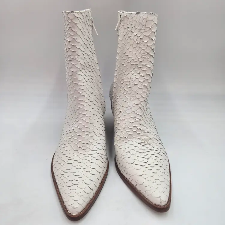 Matisse Caty White Snake Embossed Leather Ankle Boots Women's Size 6.5 M