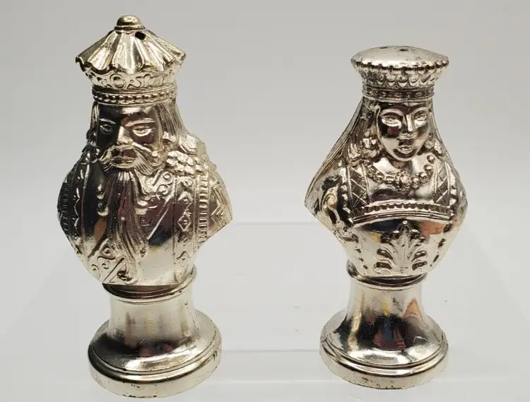 Vintage KI Silver-Plated King & Queen Salt & Pepper Shaker Set Japan 3" Tall
