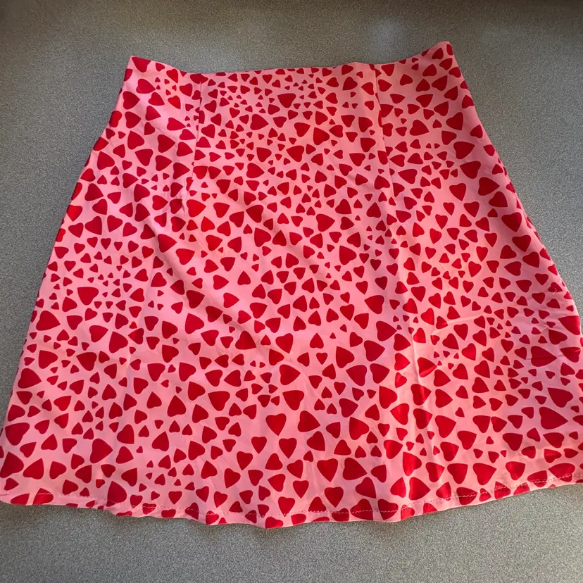073. Polly Princess All Over Print Heart Mini Skirt