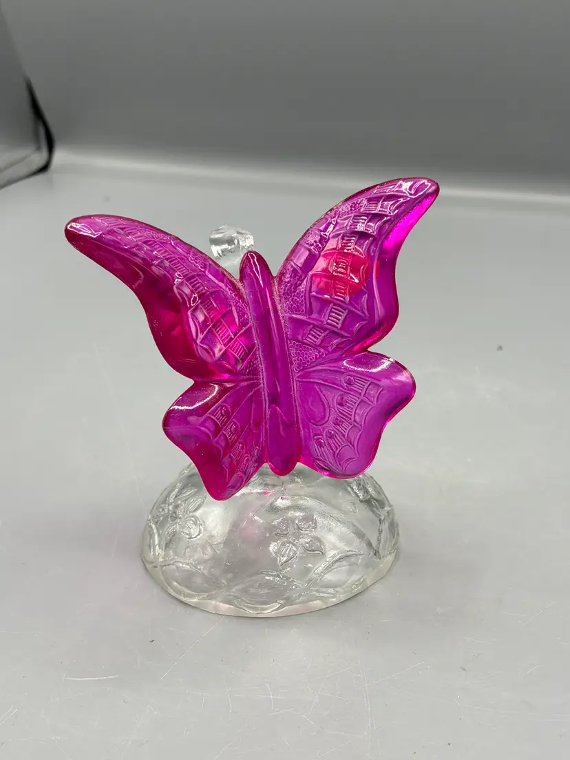 Vintage Fenton  cranberry  butterfly in a branch ring holder