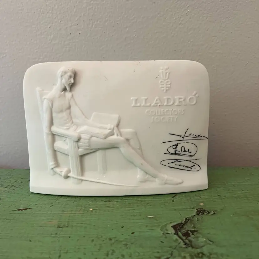 Lladro Collector's Society "Don Quixote" Porcelain Display Plaque 3D Relief. White Bisque