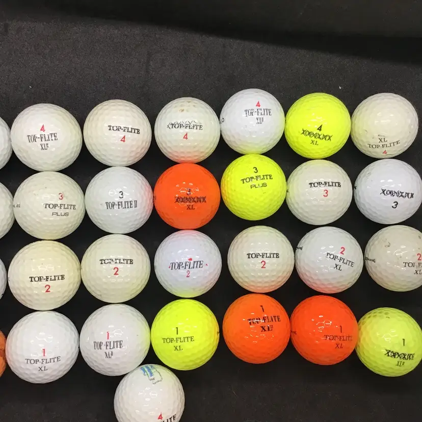 Lot Of 29 Spalding Top Elite Used Golf Balls
