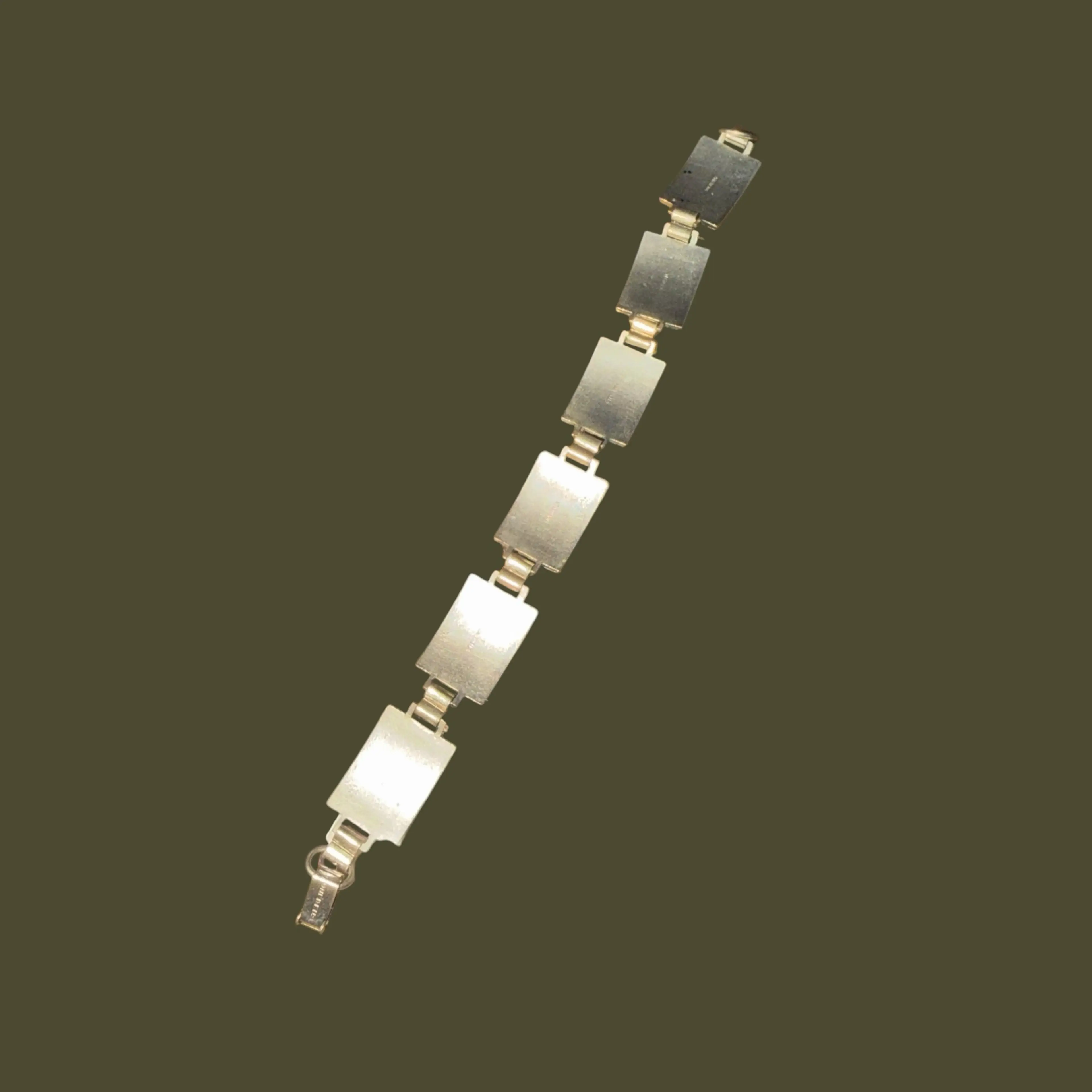 Image 4 of 6