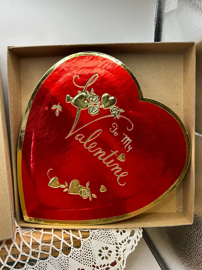 Fitzkees Candies 1995 Heart Candy Box