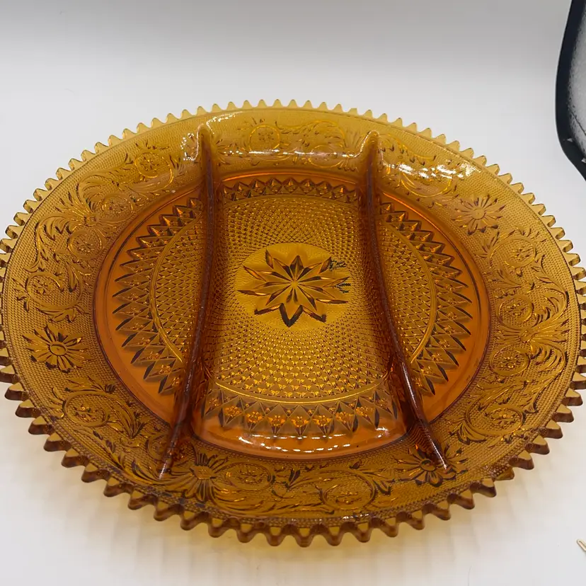 Tiara Exclusives Amber Sandwich Divided Platter 12”