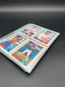 Topps Traded 1992 Nearly Complete Trading Card Set - Missing Cards 105-116