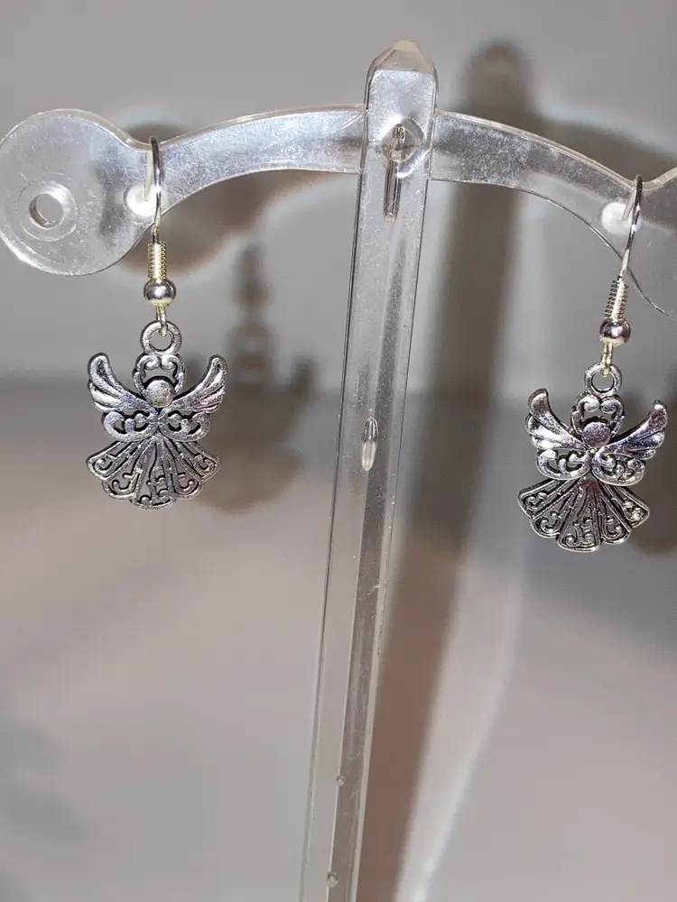 2 Day Sale! 🎉🎄🎉 Angel Earrings! 1 1/2” drop. 925 Stamped Untested Fish Hooks. Made By Me! 🎄🌲🎄