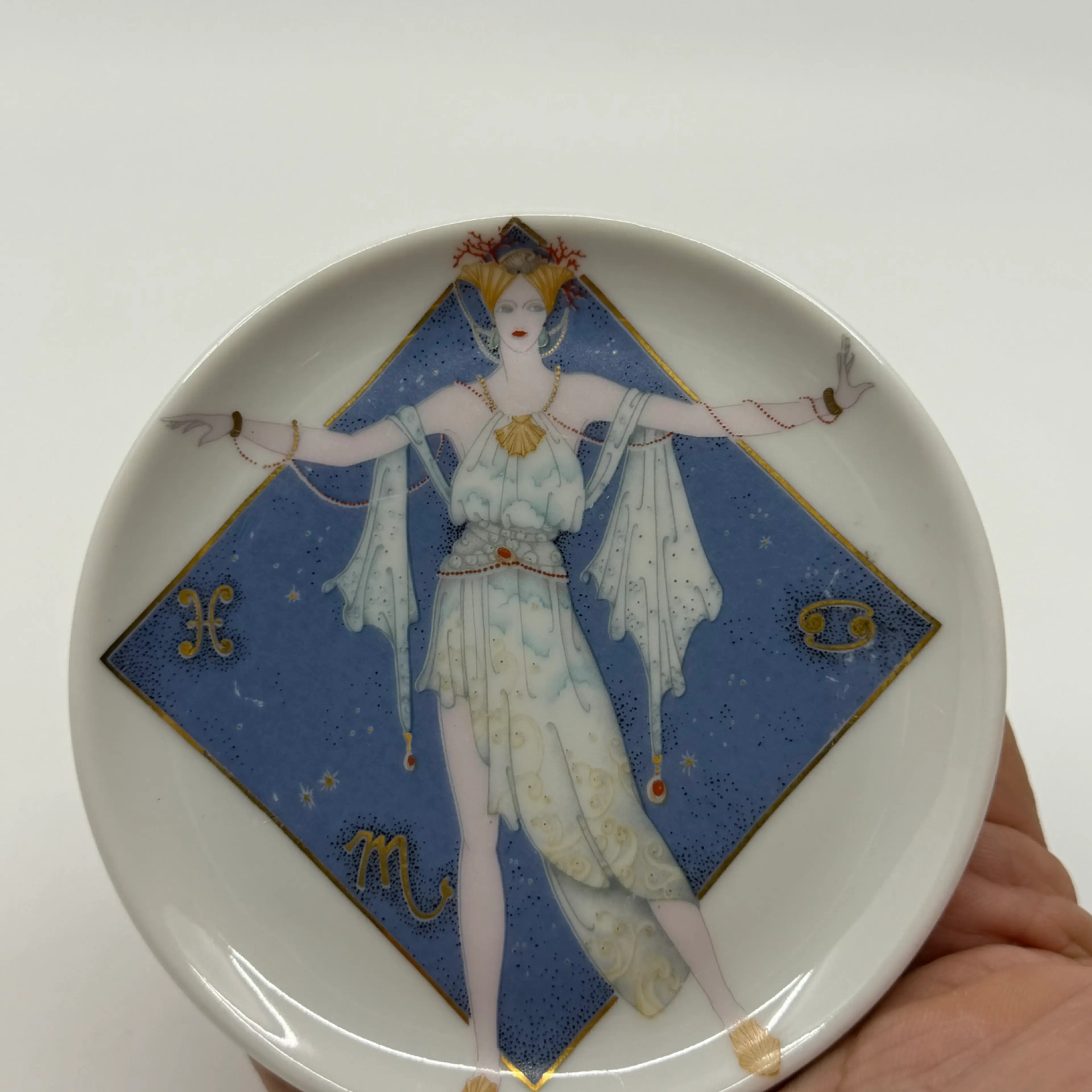 Image 3 of 4
