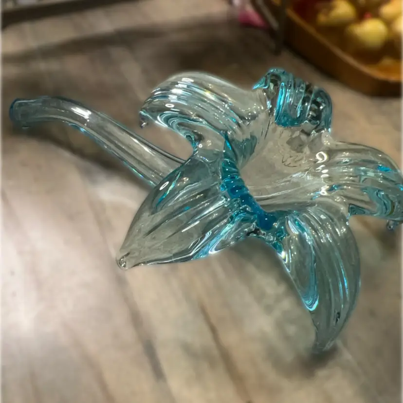 Hand-blown aqua blue Murano glass five-petal flower vase.9”