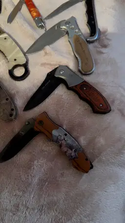 16 Pocket Knives Sporting Hunting Novelty Etc.
