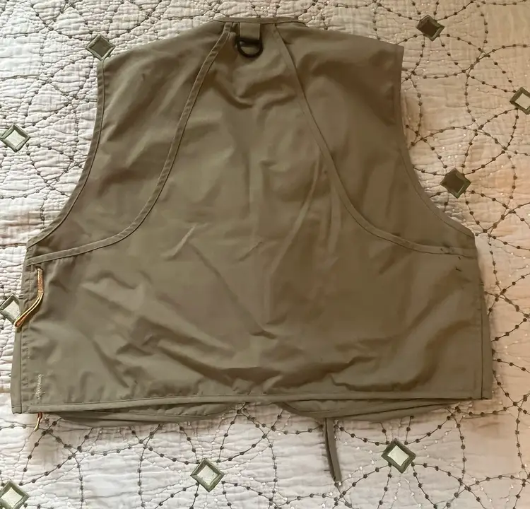 Vintage 44” Chest Columbia Sportswear Front Utility Hunting Bird Pocket Vest