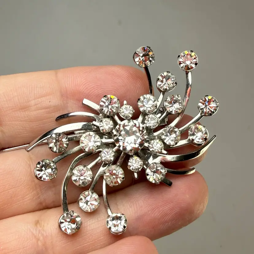Vintage Emmons Fiery Ice Brooch Pin Prong Set Rhinestones MCM Starburst Atomic