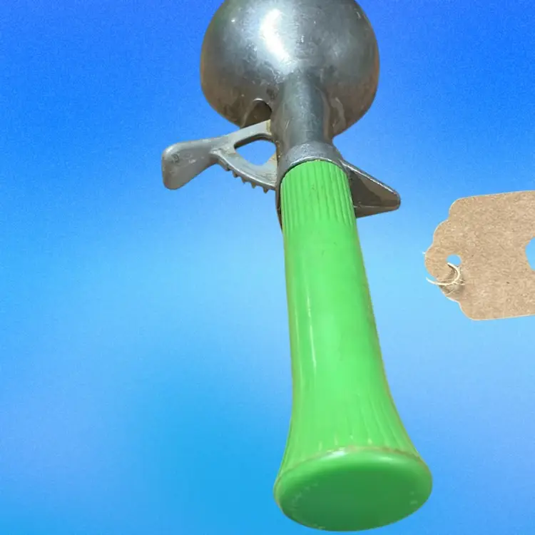 Vintage Ice Cream Scooper Green