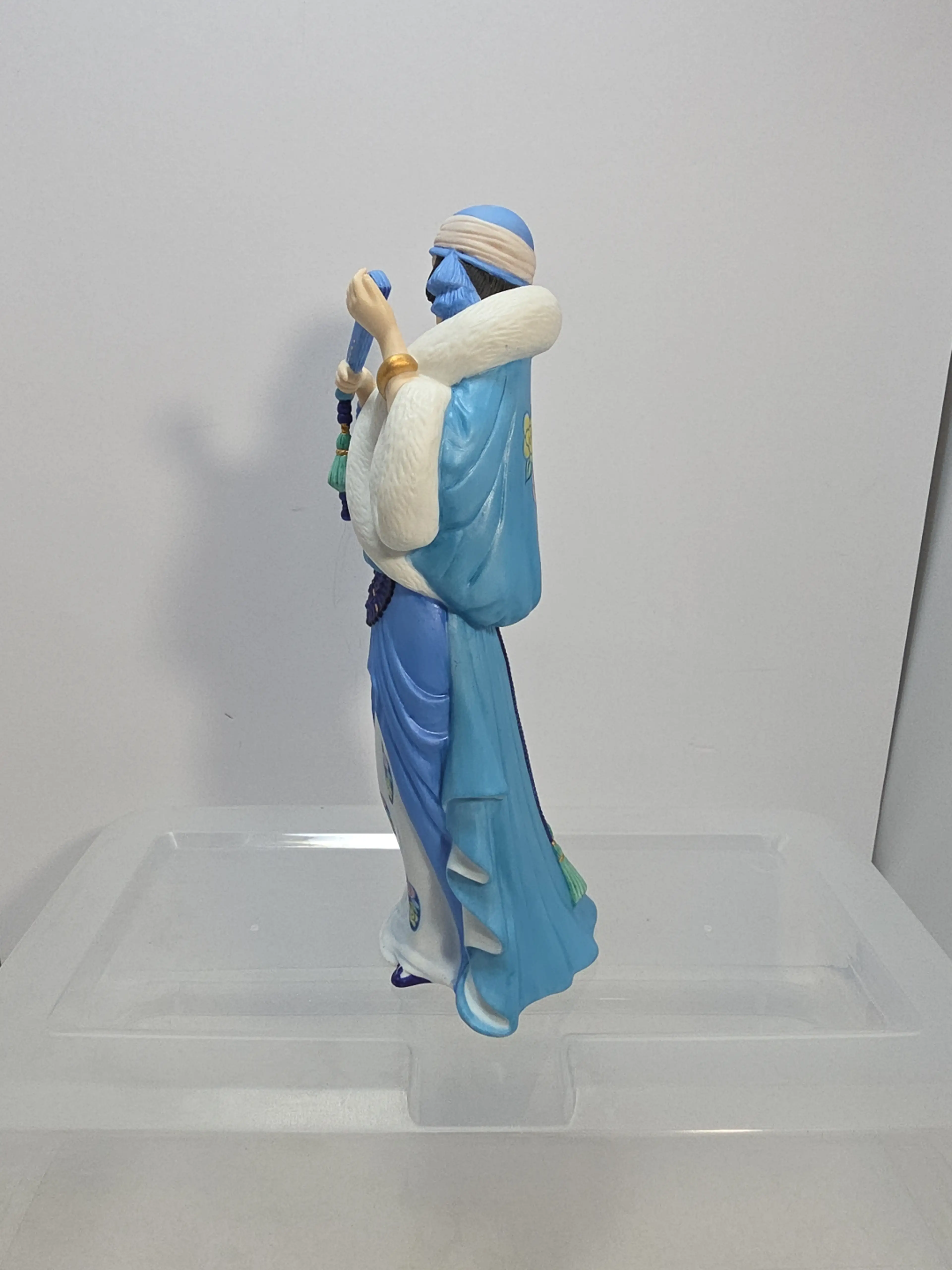 Image 4 of 8