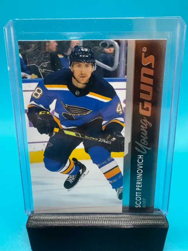 Scott Perunovich Upper Deck Young Guns RC St. Louis Blues