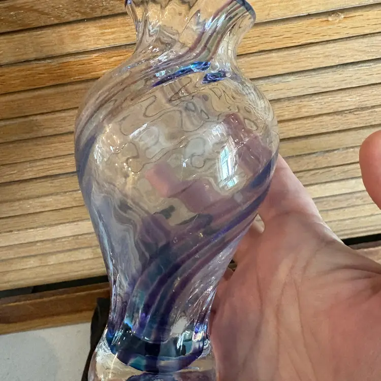 Art Glass Vase Swirl design