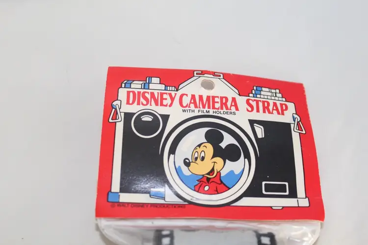 VTG NIP Mickey Mouse Bobby Lee Camera Strap Walt Disney Productions 80s