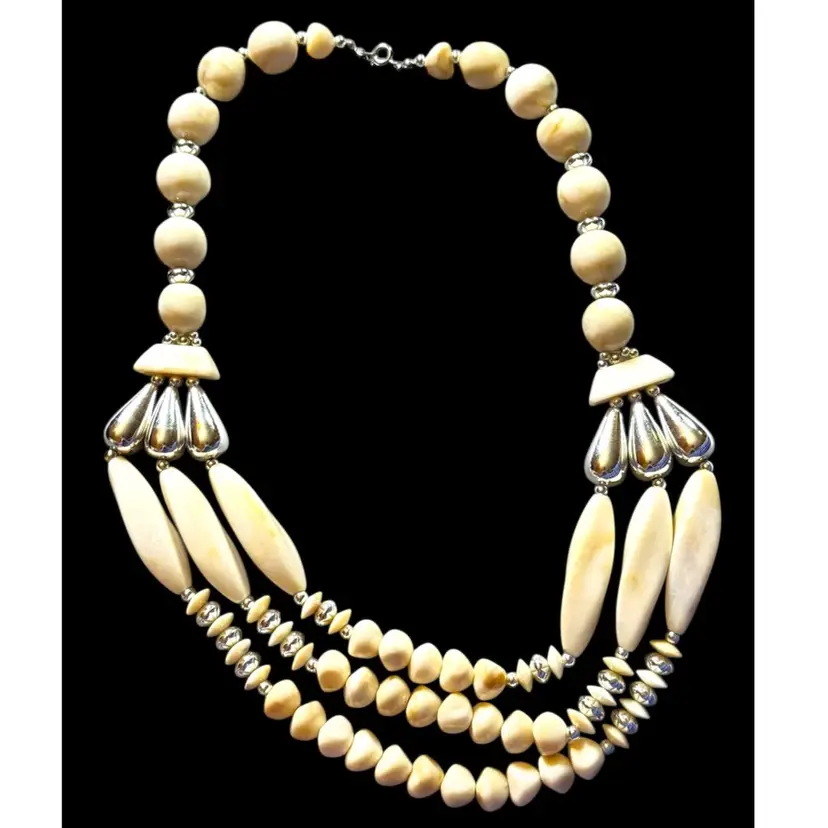 Chunky Lucite Swirl Faux Bone & Silver Tone Bead Necklace