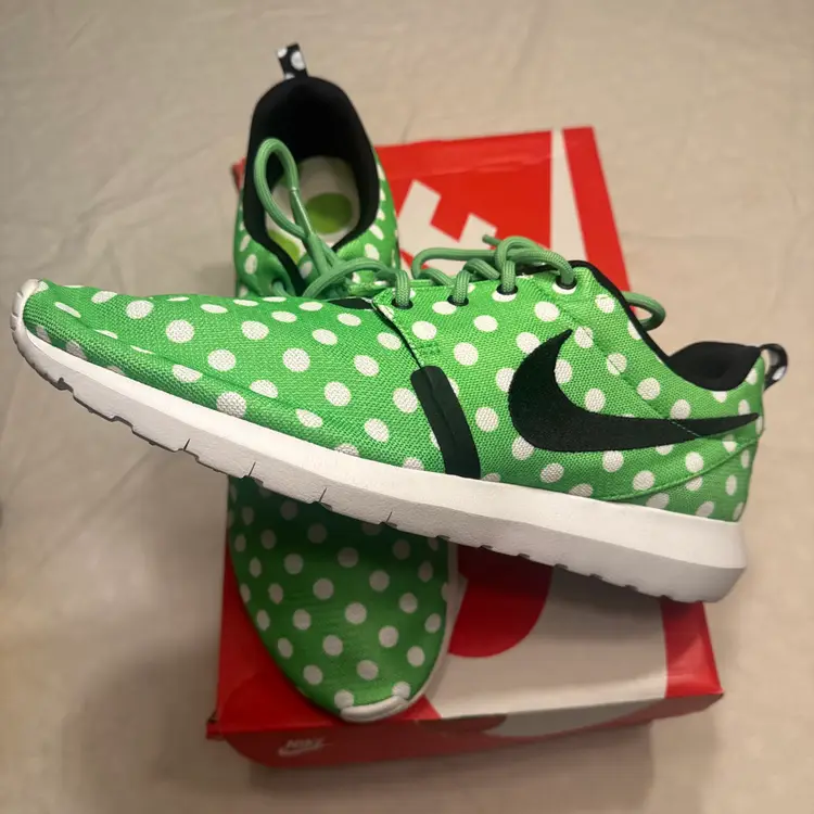 Nike Roshe size 12