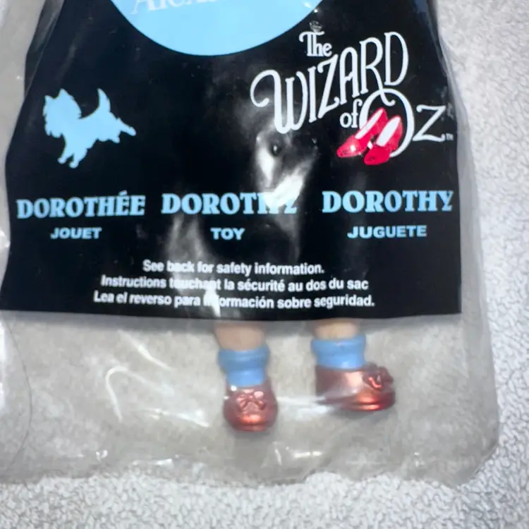 NIP 2008 Alexander Doll Company #1 Wizard Of Oz Dorothy Toto McDonald's Meal Toy