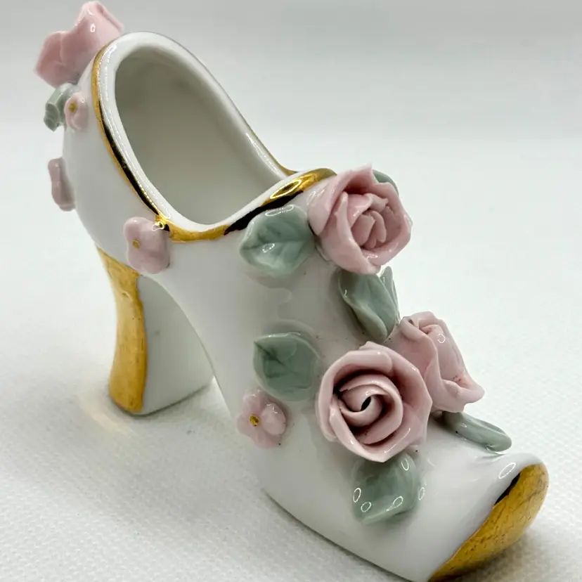 Vintage Victorian Lady’s Shoe, Applied Pink Roses Green Leaves Porcelain Vase Planter, By Napco, Made In Japan