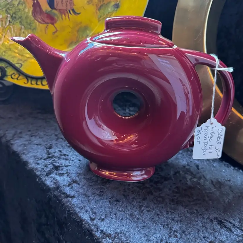 Hall Donut Teapot