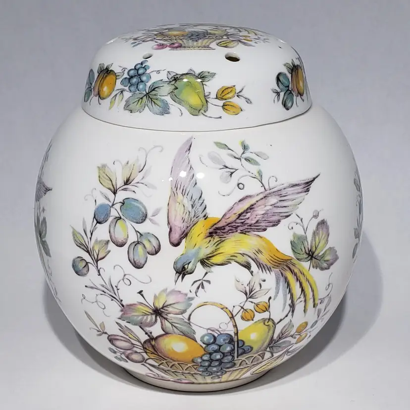 Roy Kirkham Pottery Bone China Bird Fruit Lidded Ginger Jar 5x4.5" Staffordshire