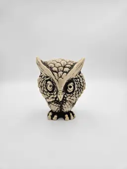 #TR32 Resin Owl Figurine