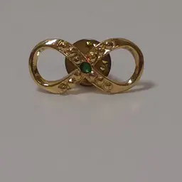 Vintage Hattie Carnegie Infinity Loop Tie Tac Lapel Pin Gold Tone Green Stone