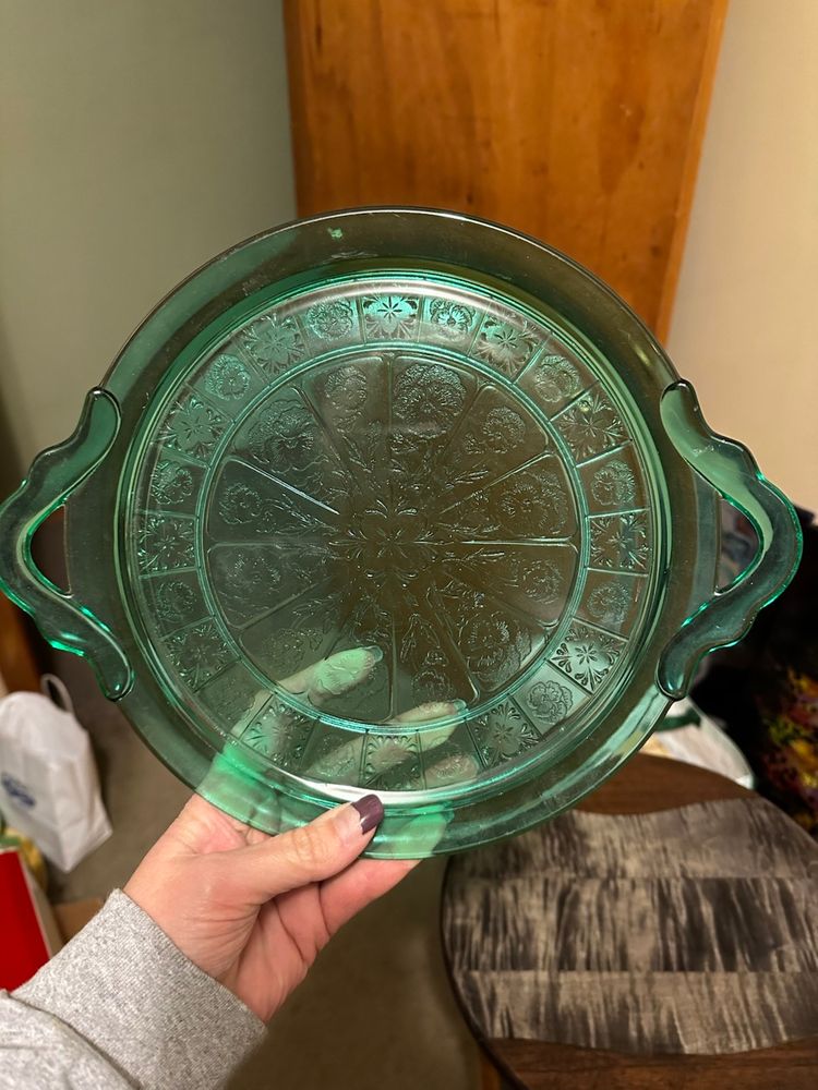 JEANNETTE GLASS Doric & Pansy ULTRAMARINE Teal 2 Handled Cake Serving Plate