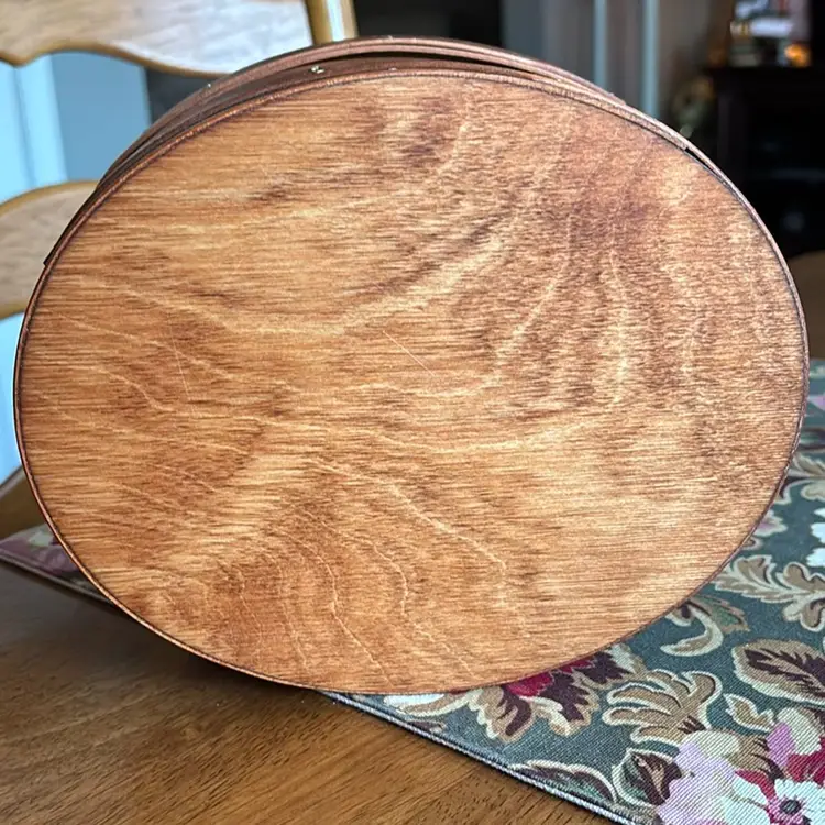 Primitive Shaker Bentwood Pantry Box Oval