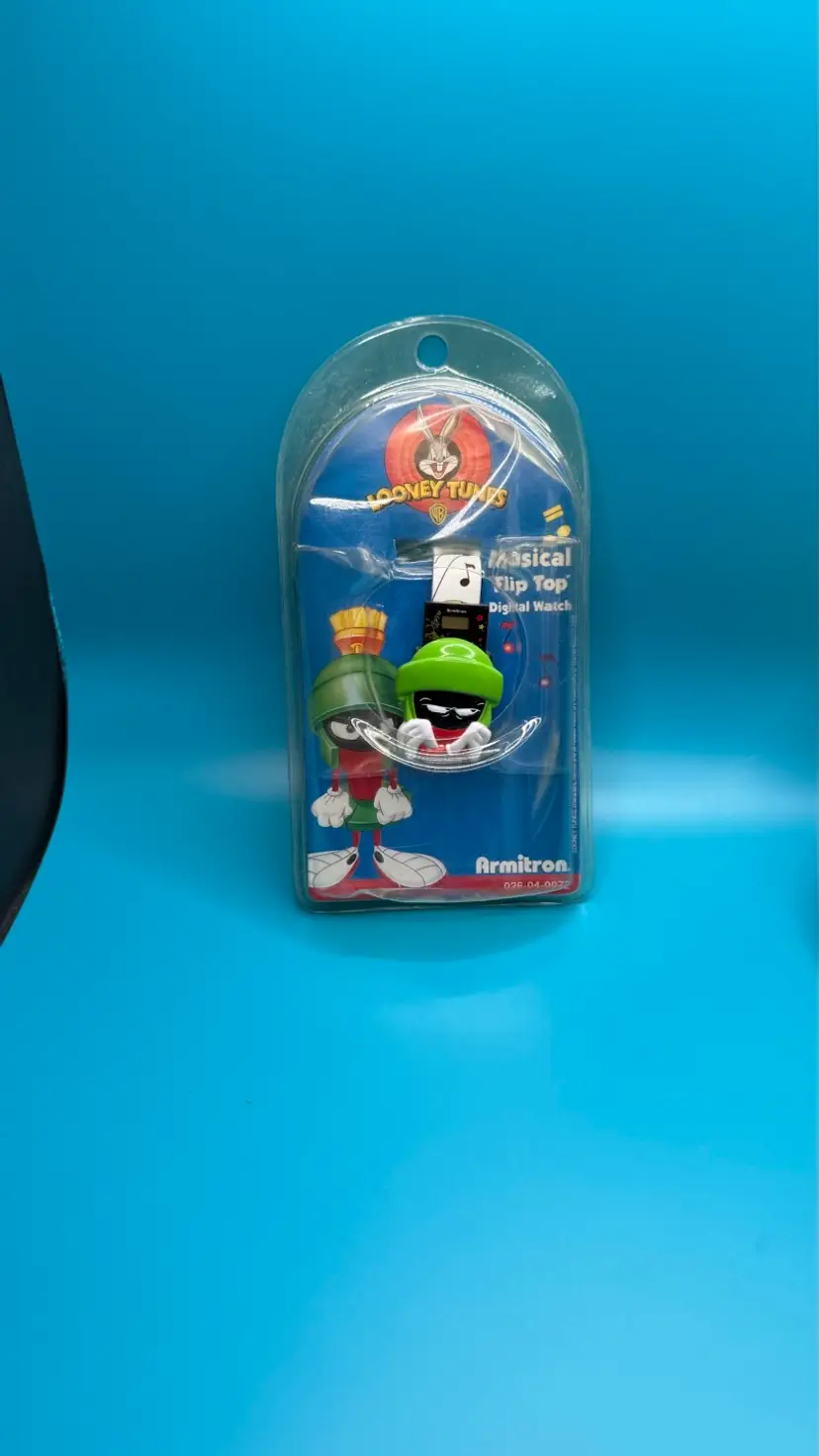 NIP Marvin The Martian Looney Tunes Armitron Flip Top Musical Watch 1998