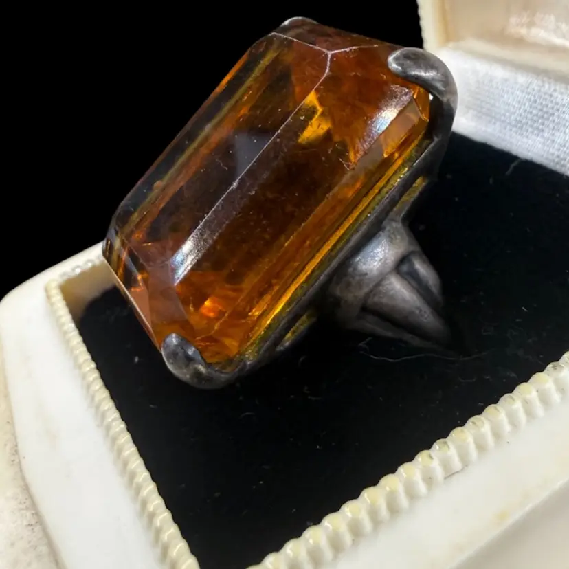 Vintage Art Deco Sterling Silver And Glass Cocktail Ring- Size 4.5