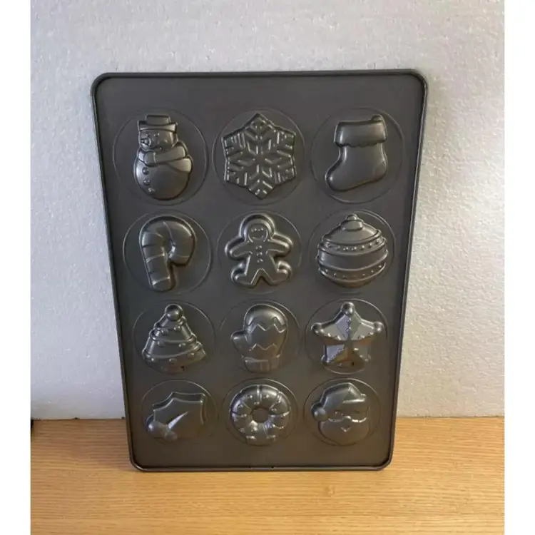 Martha Stewart Collection Christmas Mini Cake Pan 12 Holiday Molds Cookies Candy