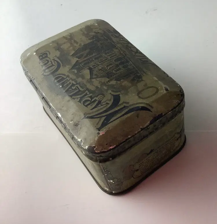 Antique 1920s Maryland Club Tobacco Tin