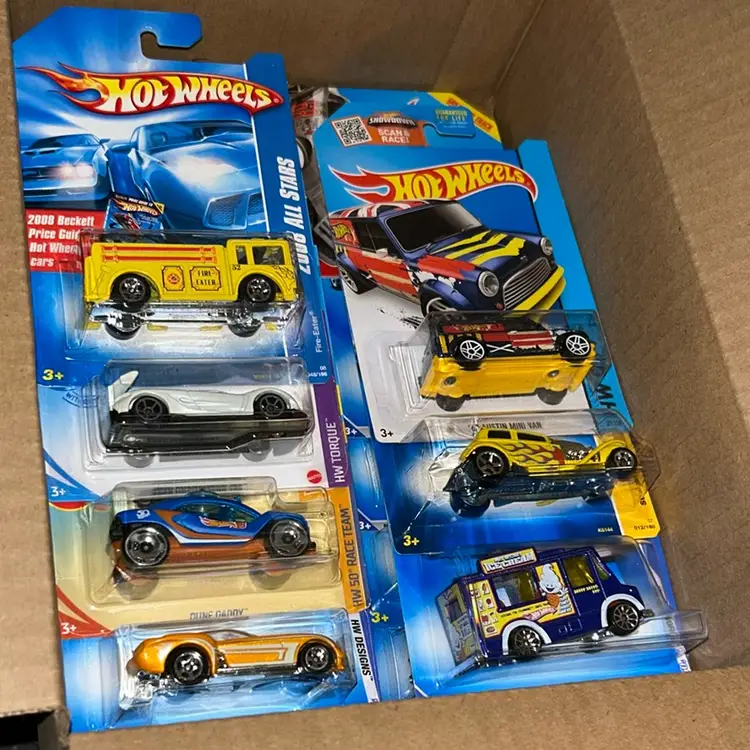 17 New Hot Wheels