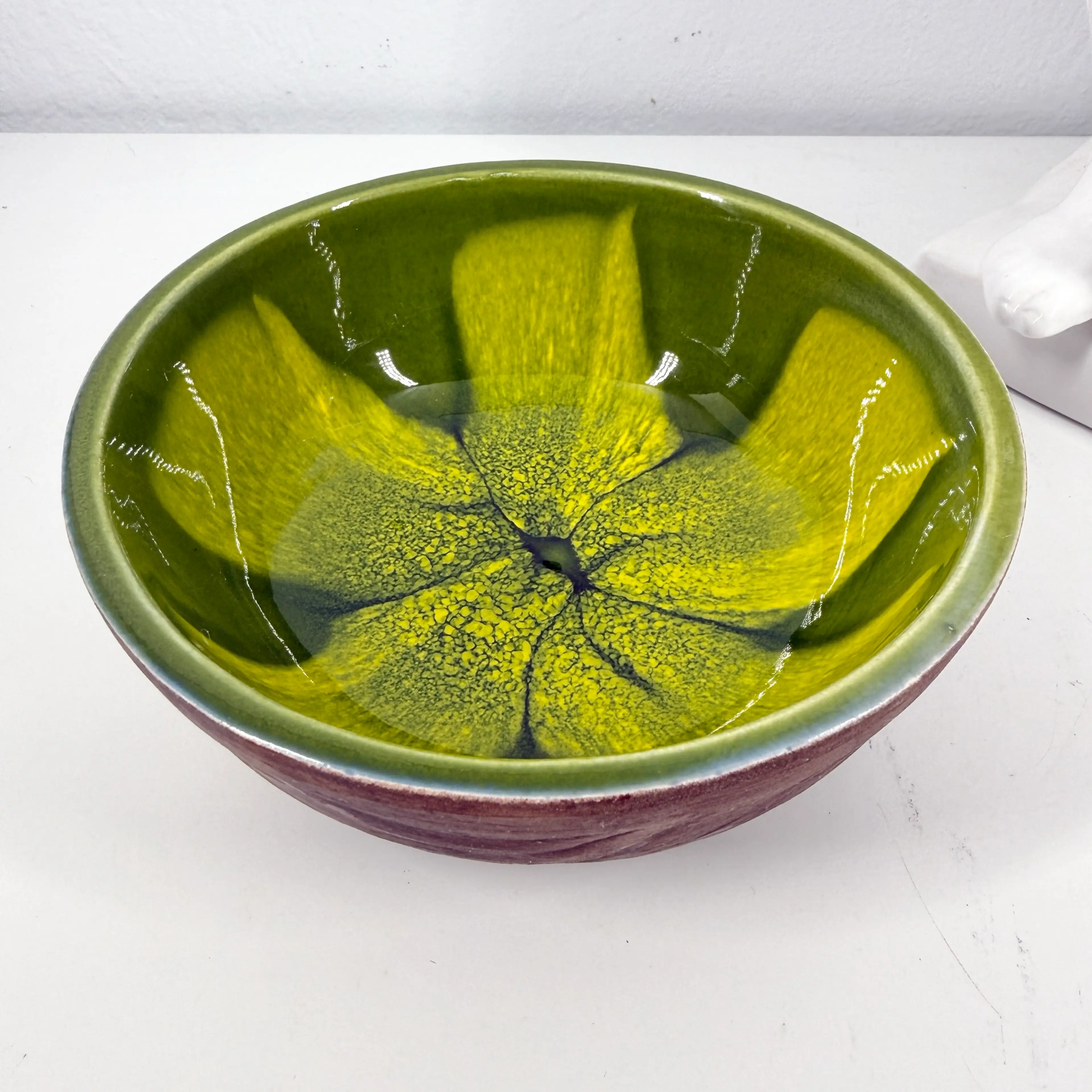 Image 2 of 6