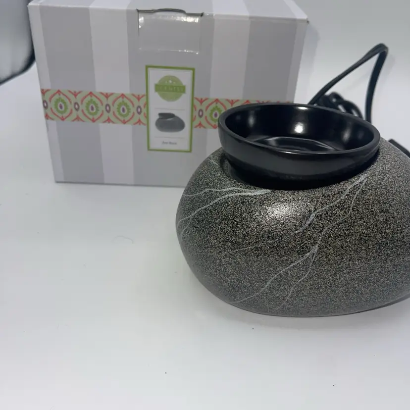 Scentsy Zen Rock Full Size Element Wax Warmer New in Box