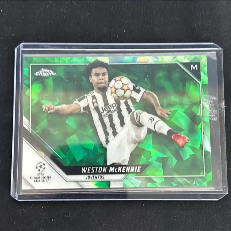 2021-22 Topps Chrome Sapphire UCL Weston McKennie Green /75