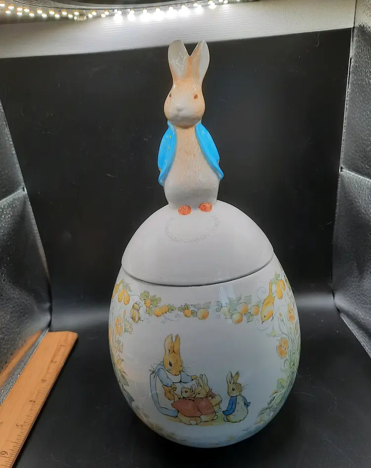 Beatrix Potter Peter Rabbit Ceramic Cookie Jar