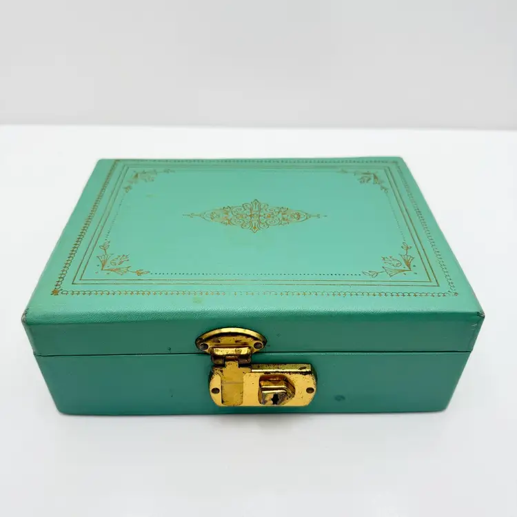 Pale Green And Good Vintage Jewelry Box With Pink Interior