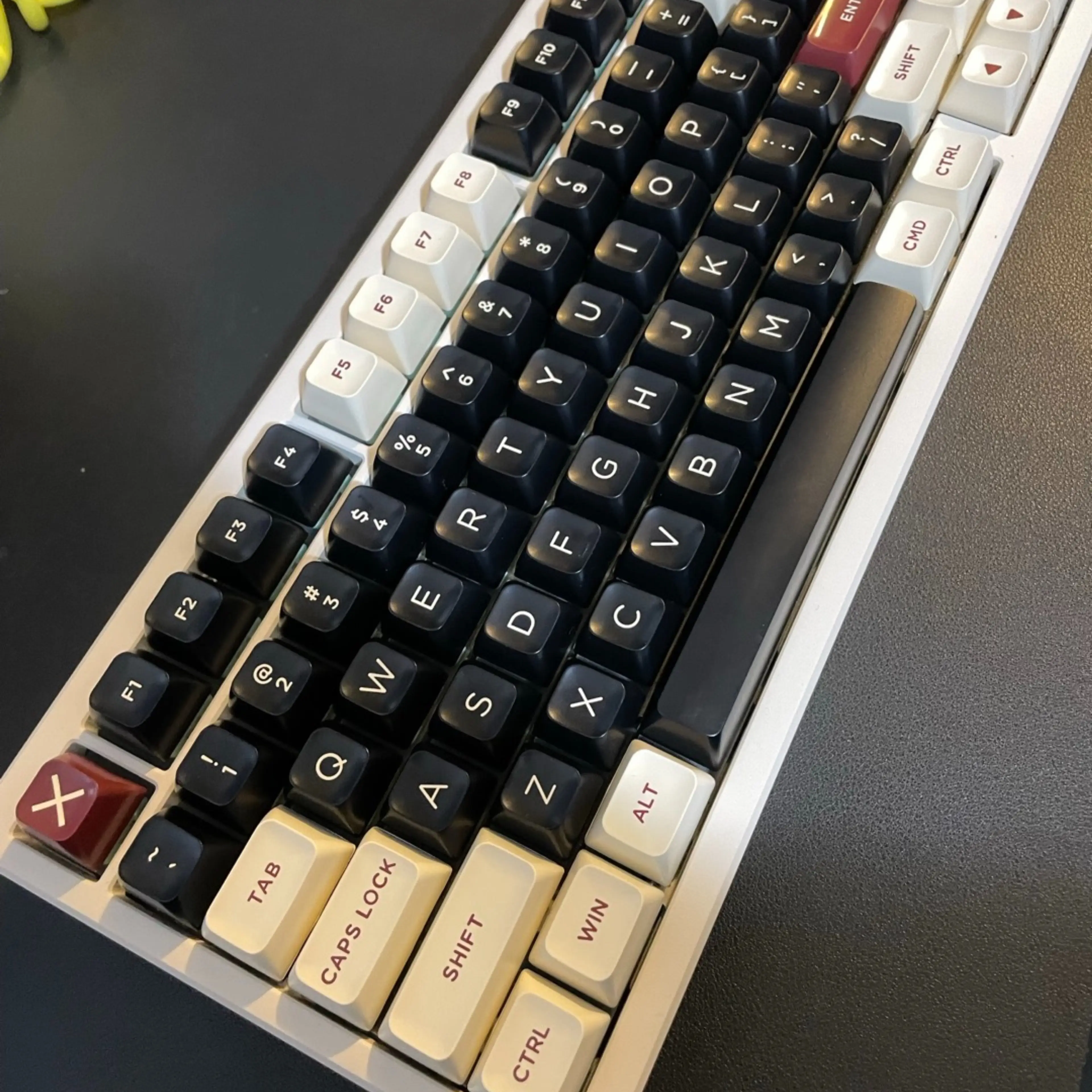 Womier SK75 - Retro White