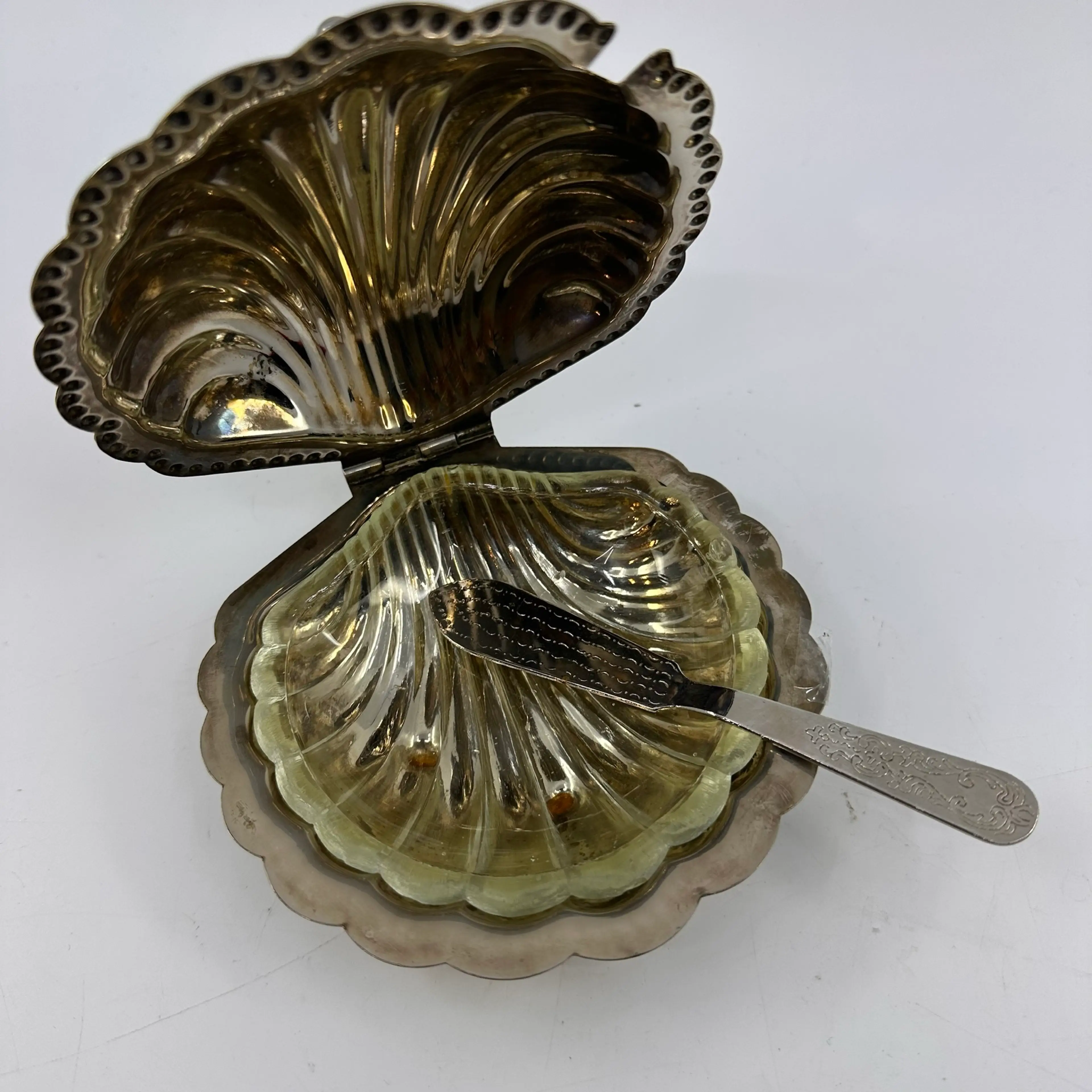 Image 2 of 4