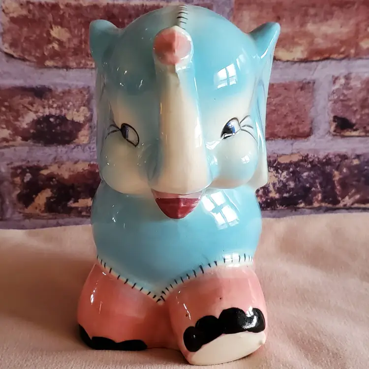 Norcrest Baby Elephant Planter