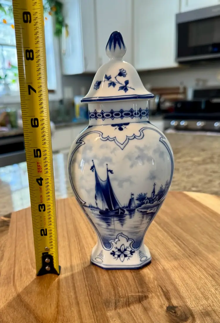 Delft Blue & White Lidded Ginger Jar