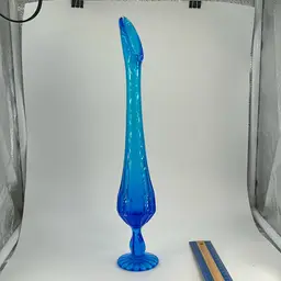 Beautiful Vintage Colonial Blue Thumbprint Swung Vase 13 Inches