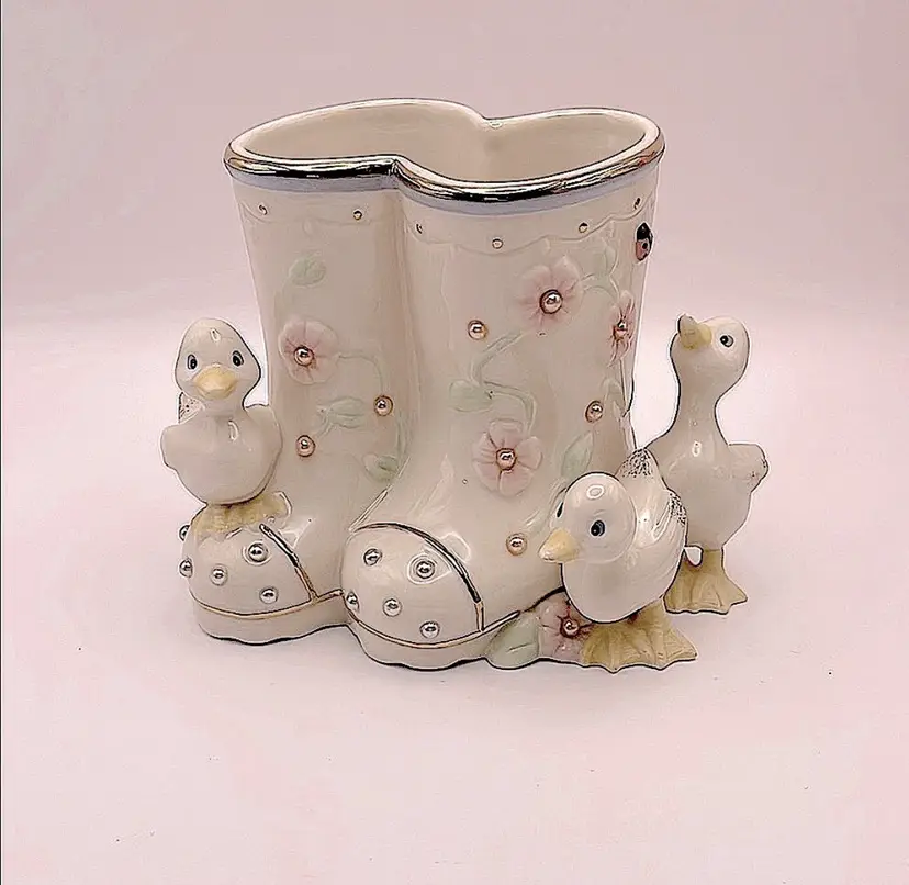 Lenox, Porcelain, “Petals and Pearls” Duck/Rain Boots Bud Vase, 4” Tall