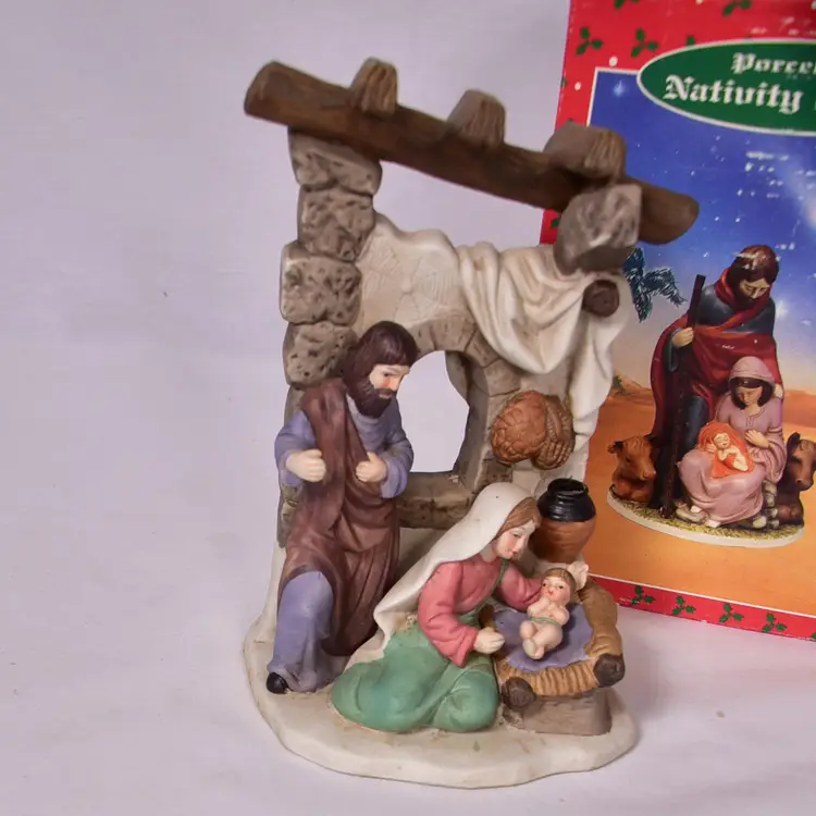Porcelain Nativity Scene Christmas Holiday Statue